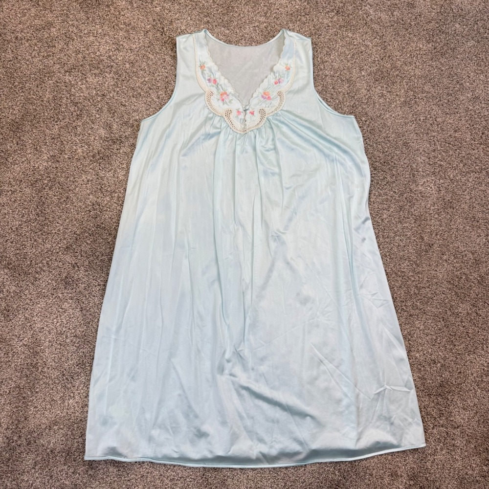 Vintage‎ Light Blue Floral Embroidered Lace Trim Sleeveless Nylon Nightgown XL